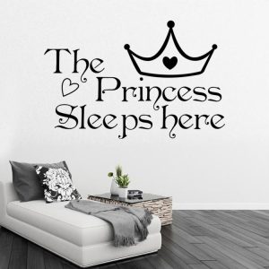 “Princess sleeps here” vinyl vägg klistermärken